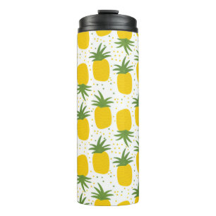 Nahtloses Muster mit Ananas. Gelbe Ananas Thermosbecher