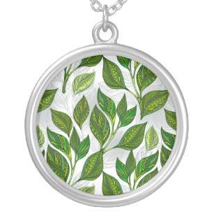 Nahtloses Muster mit Blätter aus grünem Tee Versilberte Kette