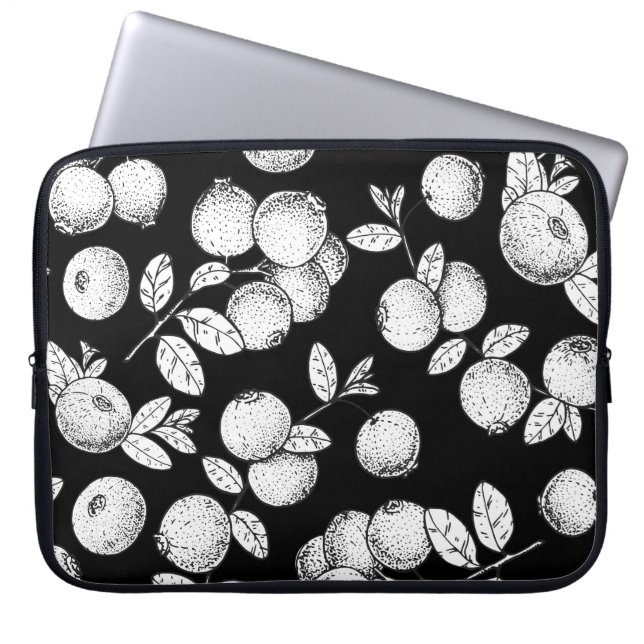 Nahtloses Muster mit Cranberry. Handgezeichnete Sk Laptopschutzhülle (Vorderseite)