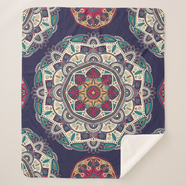 Nahtloses Muster mit einem märchenhaften, blumenge Sherpadecke (Vorderseite)