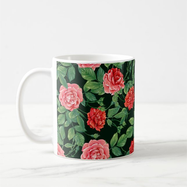 Nahtloses Muster mit rote Rosen Blume. Farbe Kaffeetasse (Links)