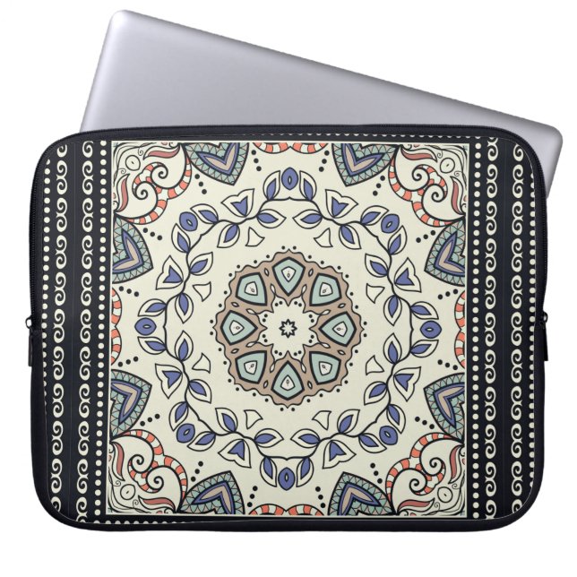 Nahtloses Muster mit Stammes-Mandala Laptopschutzhülle (Vorderseite)