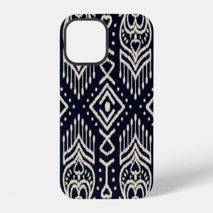 Nahtloses Muster mit Stickerei. Ikat-Stoff. Ethn iPhone 12 Hülle