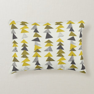 Nahtloses Muster mit verschiedenen Dreiecken in Re Dekokissen