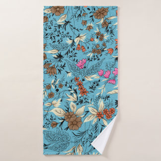 Nahtloses, schönes, vintage Blumenmuster auf Blau Badehandtuch