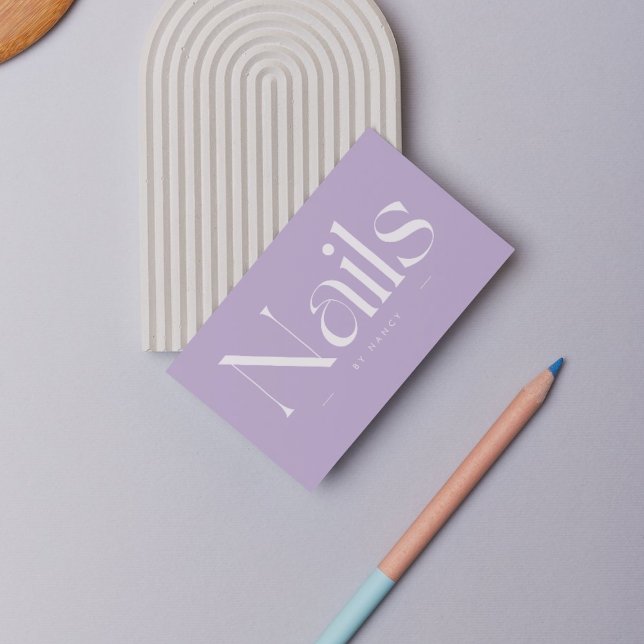 Nails Bold Typografie Lilac Lila Business Card Visitenkarte (Von Creator hochgeladen)