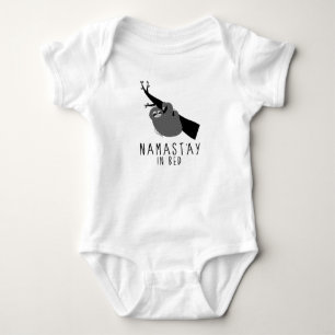 namast'ay in der Bett-Trägheit Baby Strampler