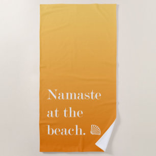 Namaste am Strand Strandtuch