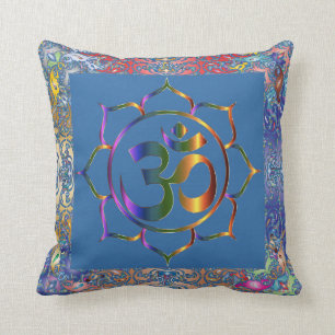 Namaste Aum Om & Lotus mit Regenbogen Vintage-Rahm Kissen
