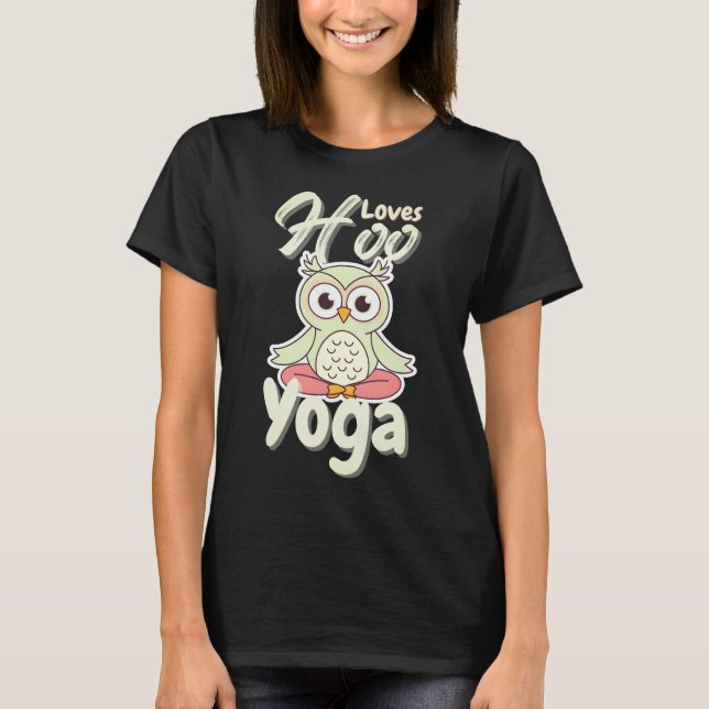 namaste Eule in einer Meditationssitzung mit Yoga T-Shirt (Vorderseite)