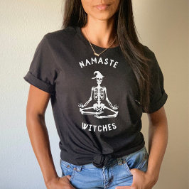 Namaste Hexen Funny Halloween Design T-Shirt