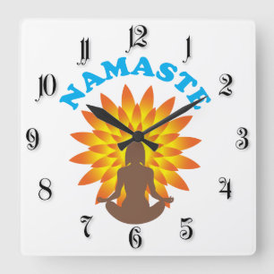 Namaste Quadratische Wanduhr