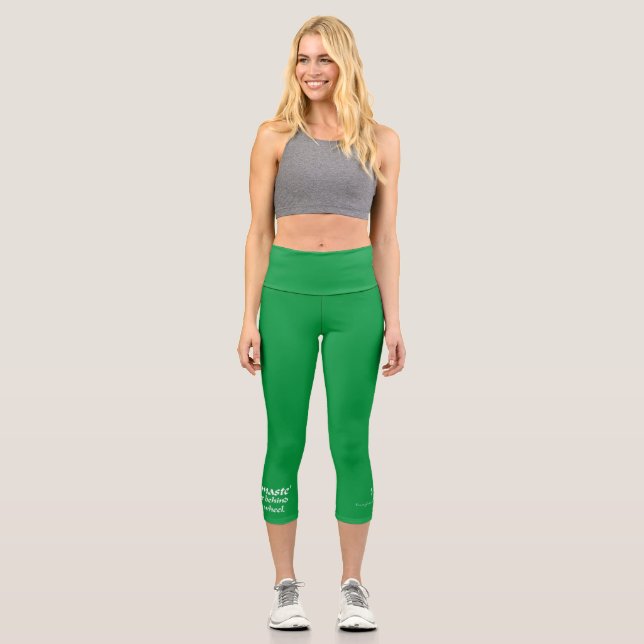 Namaste Sober Driving Green Capri Leggings (Vorderseite)