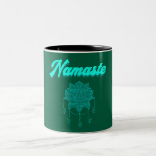 Namaste Teal-Lotus-Blumen-Typografie Zweifarbige Tasse