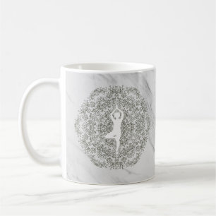 Namaste-Yogahaltung   Mandala-Muster Kaffeetasse