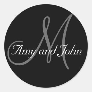 Name & Anfangsbuchstabe Hochzeitsticker Schwarz Runder Aufkleber