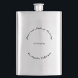 Name anpassen, Datum schwarz gekrümmte Buchstaben  Flachmann<br><div class="desc">Anpassen Name,  Datum schwarz gekrümmte Buchstaben Hochzeit Flask benutzerdefinierten Text,  personalisieren Sie ihn mit Ihrem eigenen Text,  Informationen Gefälligkeiten,  Geschenke</div>