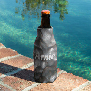 Name "Arnie" auf Meteoritengestein, Flasche Cooler Flaschenkühler