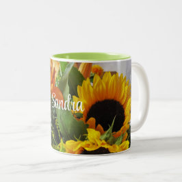 Name auf großen Sonnenblumen 11oz Zweifarbige Tasse