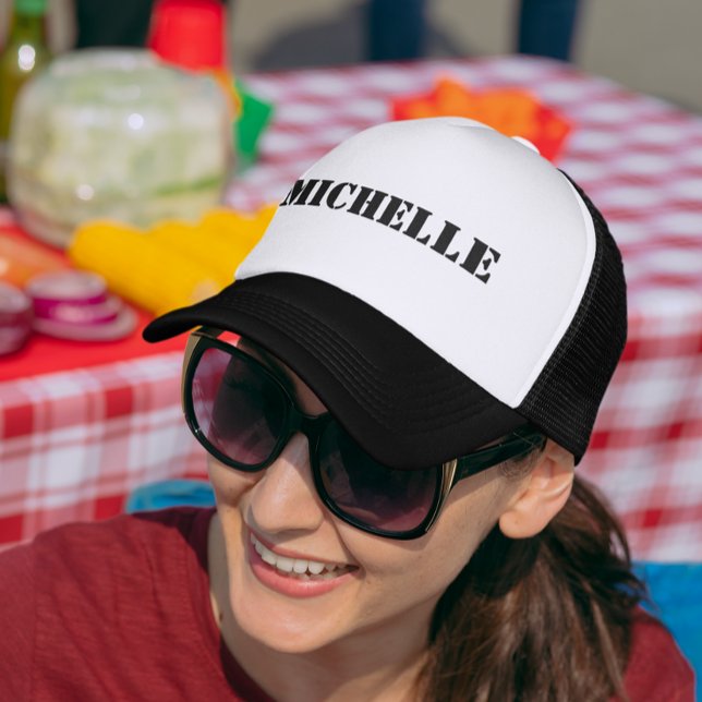 Name Custom Monogram Truckerkappe (Von Creator hochgeladen)