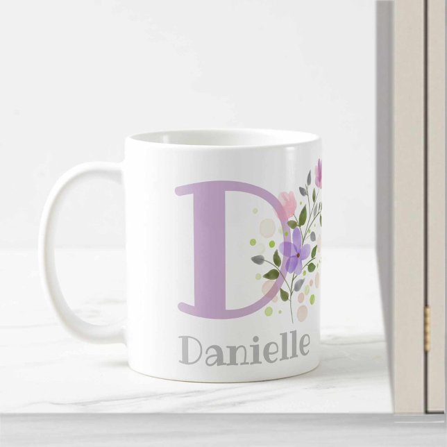 Name Danielle mit Blume Kaffeetasse (Von Creator hochgeladen)