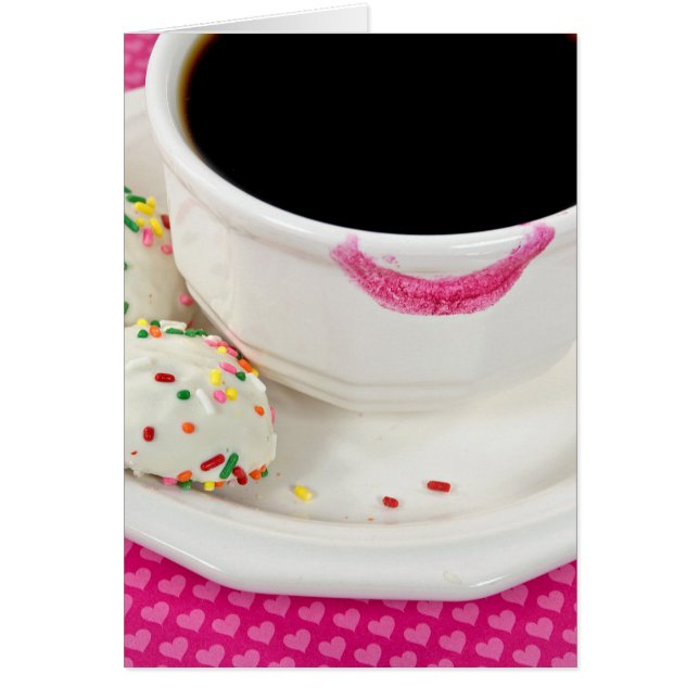 Name Day Lippenstift auf Kaffeetasse mit Keksen (Vorne)