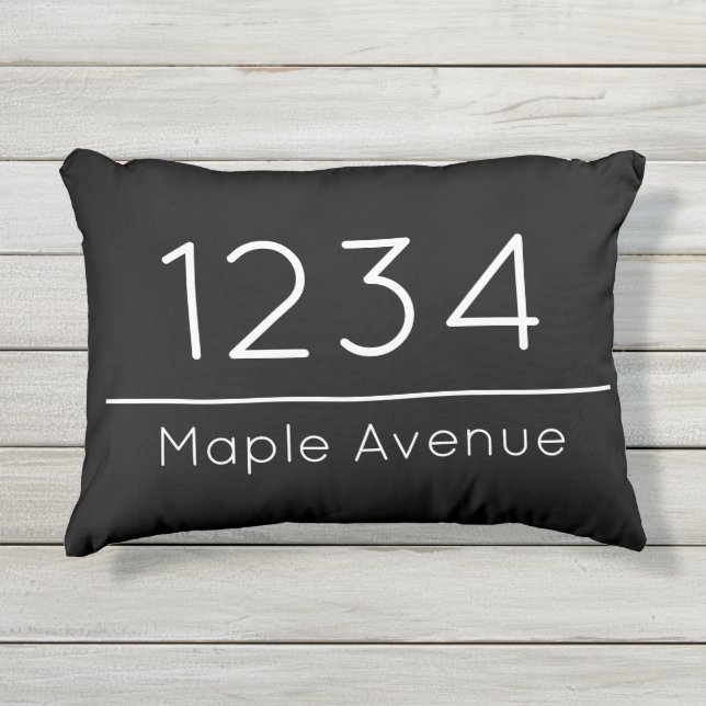 Name der Adresse Schwarz-weiß House Number Street Kissen Für Draußen (Vorderseite)