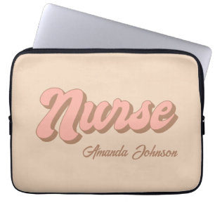 Name der Krankenschwester Retro Pink Brown Tan Per Laptopschutzhülle