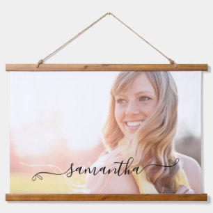 Name der niedlichen Bow-Signatur Wandteppich Mit Holzrahmen