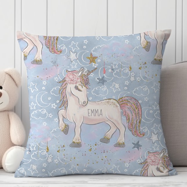 Name der personalisierten Einhorn-Sterne-Monogramm Kissen (Von Creator hochgeladen)