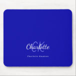 Name der Royal Blue-White-Monogram-Initialen Mousepad<br><div class="desc">Ein königsblauer Hintergrund. Personalisieren und fügen Sie Ihren Vornamen,  Monogramm-Buchstaben und vollständigen Namen hinzu. Weiße und blaue Buchstaben.</div>