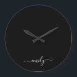 Name der Schwarzweißschrift mit dem weißen Monogra Große Wanduhr<br><div class="desc">Schwarz und Weiß Einfache Script Monogram Name. Das macht den perfekten 16 Geburtstag,  Hochzeit,  Brautparty,  Jubiläum,  Babydusche oder Junggeselinnen-Abschied Geschenk für jemanden,  der Lieben glamourösen Luxus und schicke Stile.</div>