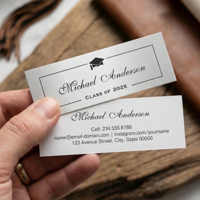 Name der Silver Metallic Look Abschluss-Karte Telefonnummerkarte (Von Creator hochgeladen)