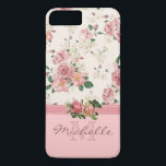 Name der Vintagen rosafarbenen Rose Monogramm Case-Mate iPhone Hülle<br><div class="desc">Dieses Gehäuse weist ein elegantes, Vintages, blumenrosa Rosenmuster auf der Oberseite auf, ein violettes Band, zwei wunderschöne Rose auf dem Band und eine Rose-Farbunterteil. Dort können Sie das Monogramm und den Namen anpassen. Entfernen Sie ein Element, um nur ein Monogramm oder nur einen Namen zu haben, es&#39;s bis zu Ihnen!...</div>