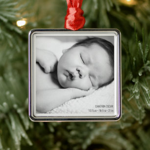 Name des Babys Foto Geburt Stats Modern Minimalist Ornament Aus Metall
