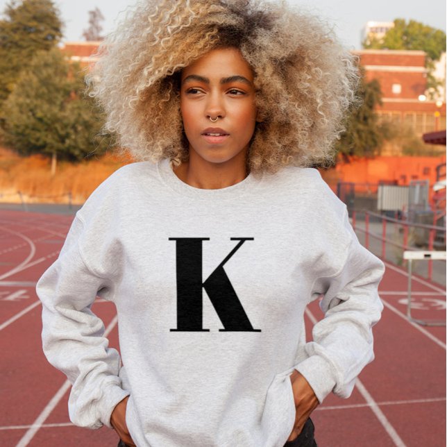 Name des benutzerdefinierten Monogramms Initial Fe Sweatshirt (Von Creator hochgeladen)