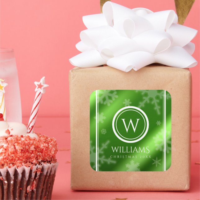 Name des Festivals Green Foil Snowflakes Monogramm Quadratischer Aufkleber (Party)