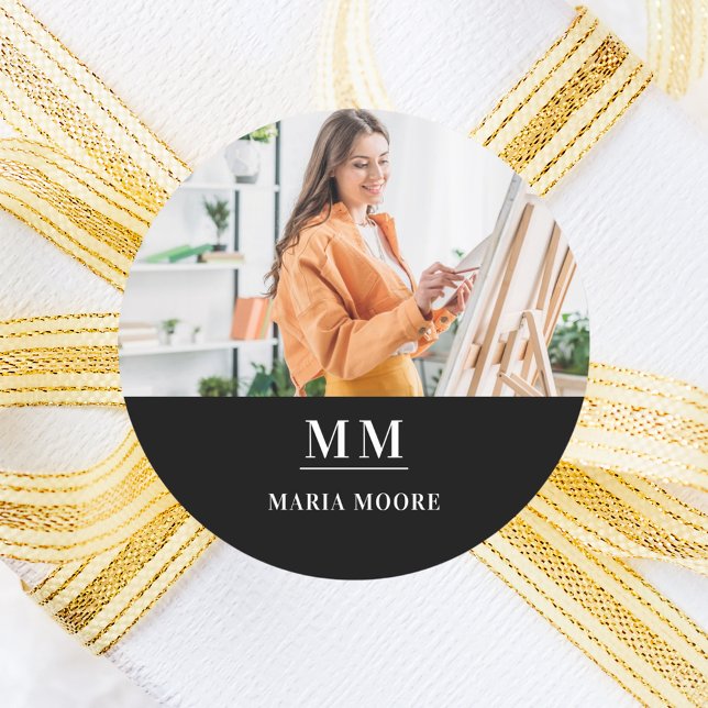 Name des Fotos Monogramm Schwarz-weiß Runder Aufkleber (Von Creator hochgeladen)