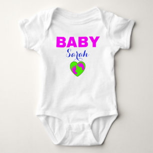 Name des Kindes hier - Geborenes Mädchen Baby Strampler