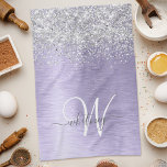 Name des lila gebürsteten Metalls Silber Glitzer M Geschirrtuch<br><div class="desc">Dieses schicke Küchentücher-Design mit hübsch silber glänzenden Glitzer auf lila,  gebürstetem metallischem Hintergrund ist einfach zu personalisieren.</div>