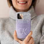 Name des lila gebürsteten Metalls Silber Glitzer M iPhone 14 Pro Hülle<br><div class="desc">Dieses schicke Gehäuse mit hübschem silberfarbenem Glitzer auf lila,  gebürstetem metallischem Hintergrund ist einfach zu personalisieren.</div>