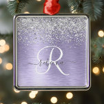 Name des lila gebürsteten Metalls Silber Glitzer  Ornament Aus Metall<br><div class="desc">Dieses trendige und schicke Ornament-Design mit hübschem silberfarbenem Glitzer auf lila,  gebürstetem metallischem Hintergrund ist einfach zu personalisieren.</div>