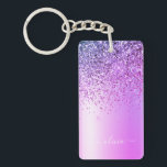 Name des lila Glitzer Sparkle Glam Metal Monogram Schlüsselanhänger<br><div class="desc">Lila Imitate Foil metallic Sparkle Glitzer gebürstete Metal Monogram Name Schlüsselanhänger. Das macht den perfekten 16 Geburtstag,  Hochzeit,  Brautparty,  Jubiläum,  Babydusche oder Junggeselinnen-Abschied Geschenk für jemanden,  der Lieben glamourösen Luxus und schicke Stile.</div>