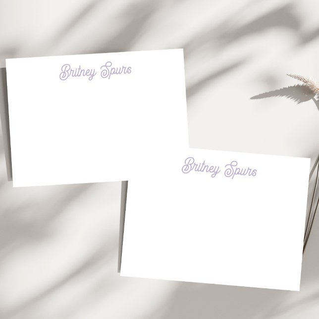 Name des Lila Monogramms für den personalisierten  Mitteilungskarte (Von Creator hochgeladen)