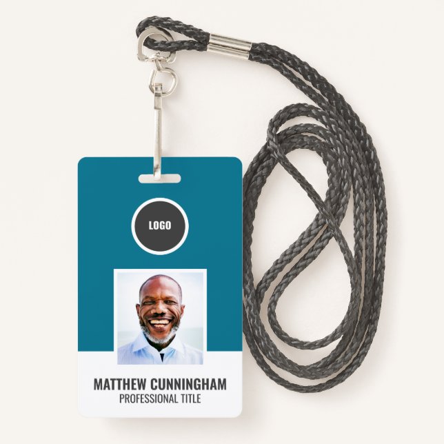 Name des Mitarbeiters Strichcode des modernen farb Ausweis (Vorderseite mit Schlüsselband)