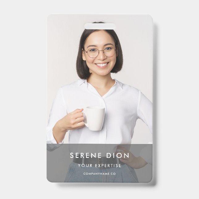 Name des modernen Mitarbeiterunternehmens Ausweis (Vorderseite)