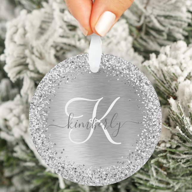 Name des Monogramms für den silberfarbenen Glitzer Ornament (Von Creator hochgeladen)
