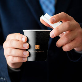 Name des Monogramms in schwarzem Gold personalisie Pappbecher