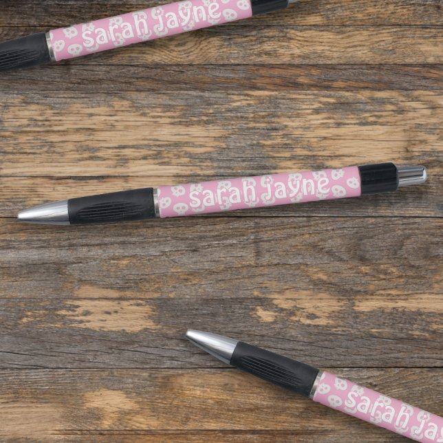 Name des niedlichen Schädelmusters Rosa Personalis Kugelschreiber (Just add your name to these cute pink skull pattern pens)