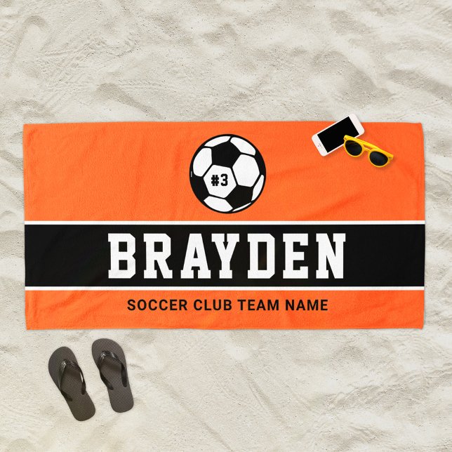 Name des personalisierten Orange-Fußballspielers Strandtuch (Von Creator hochgeladen)